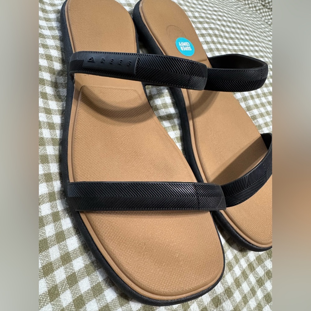 Reef water willow marina sandals size 8